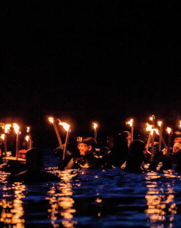 Neujahrsschwimmen in Füssen im Allgäu